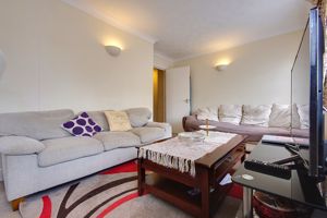 Lounge Diner- click for photo gallery